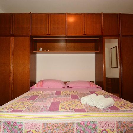Apartman Vanja Omis Bagian luar foto
